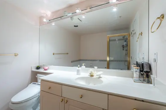 801 160 West Keith Road, North Vancouver For Sale - image 21