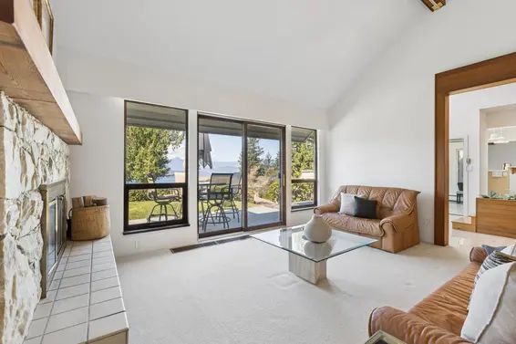 8570 Ansell Place, West Vancouver For Sale - image 10