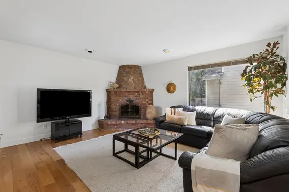 8570 Ansell Place, West Vancouver For Sale - image 21