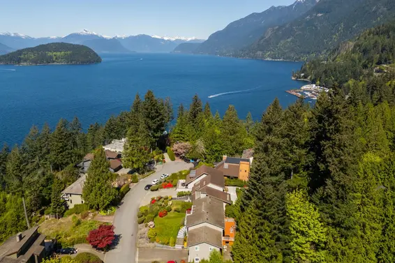 8570 Ansell Place, West Vancouver For Sale - image 40