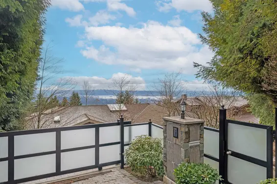 1039 Millstream Road, West Vancouver For Sale - image 3