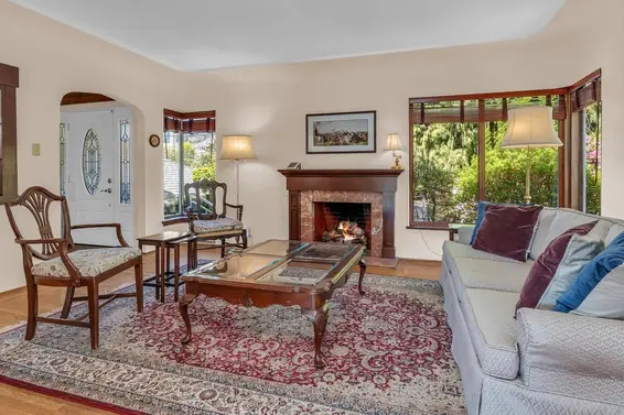 2226 Haywood Avenue, West Vancouver For Sale - image 9
