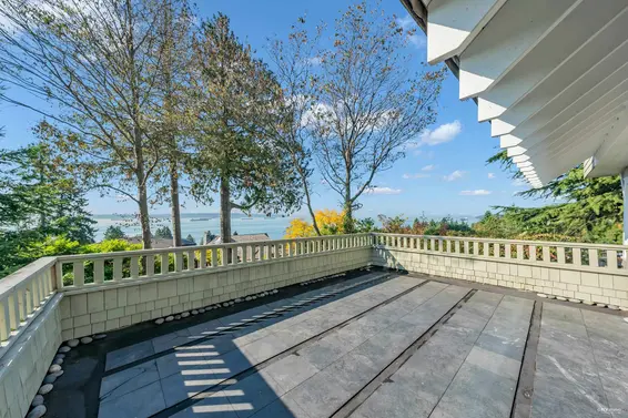 2602 Ottawa Avenue, West Vancouver For Sale - image 12