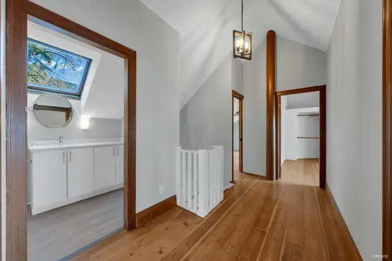 2602 Ottawa Avenue, West Vancouver For Sale - image 18