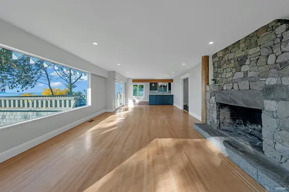 2602 Ottawa Avenue, West Vancouver For Sale - image 6