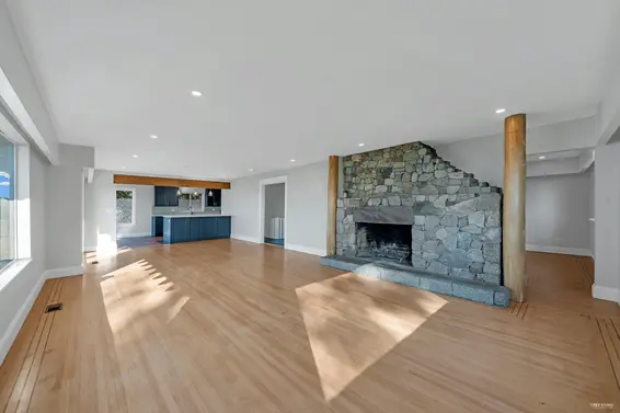 2602 Ottawa Avenue, West Vancouver For Sale - image 8