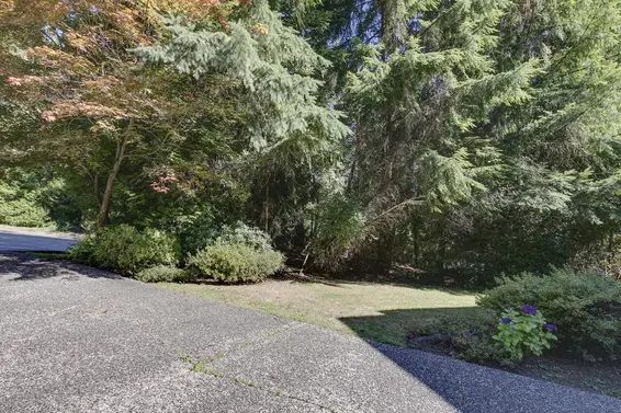 5755 Nancy Greene Way, North Vancouver For Sale - image 40