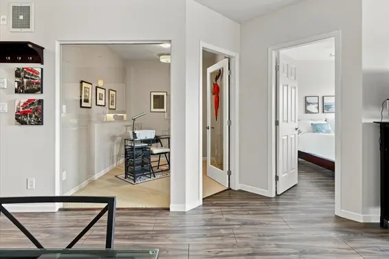 317 3629 Deercrest Drive, North Vancouver For Sale - image 14