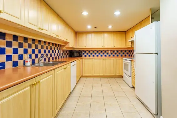 317 3629 Deercrest Drive, North Vancouver For Sale - image 31