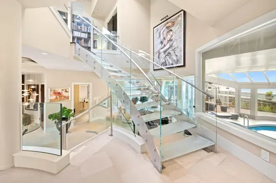 4378 Ross Crescent, West Vancouver For Sale - image 11