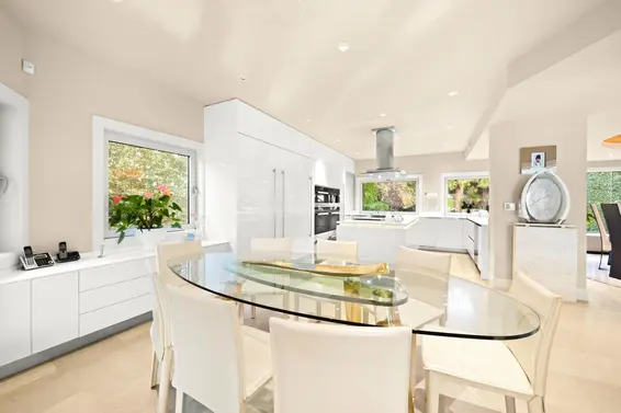 4378 Ross Crescent, West Vancouver For Sale - image 16