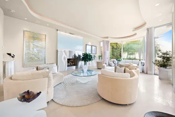 4378 Ross Crescent, West Vancouver For Sale - image 6