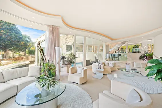 4378 Ross Crescent, West Vancouver For Sale - image 7