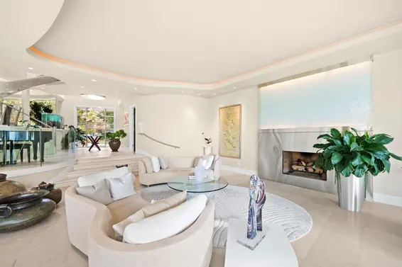 4378 Ross Crescent, West Vancouver For Sale - image 8