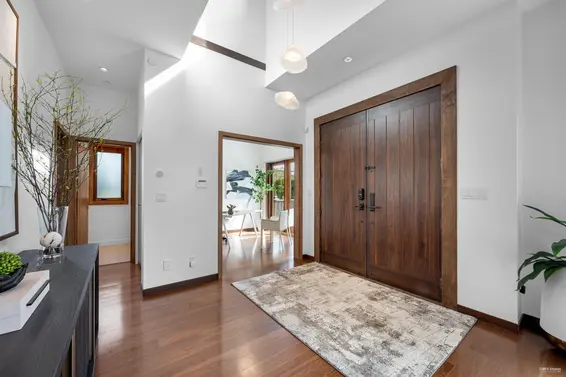 2227 Haywood Avenue, West Vancouver For Sale - image 3