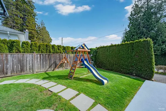 2227 Haywood Avenue, West Vancouver For Sale - image 35