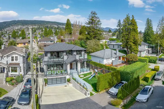2227 Haywood Avenue, West Vancouver For Sale - image 37