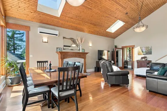 330 Sasamat Lane, North Vancouver For Sale - image 11