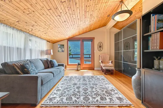 330 Sasamat Lane, North Vancouver For Sale - image 19