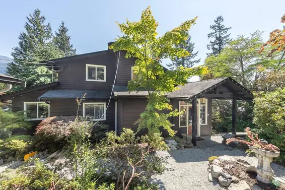 330 Sasamat Lane, North Vancouver For Sale - image 3