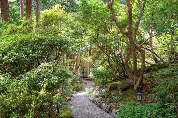 155 Highview Place, Lions Bay For Sale - image 37