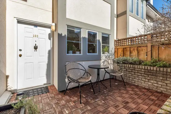 102 245 West 15th Street, North Vancouver For Sale - image 11