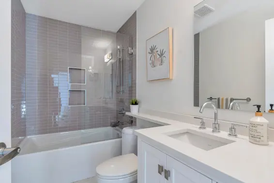 102 245 West 15th Street, North Vancouver For Sale - image 19