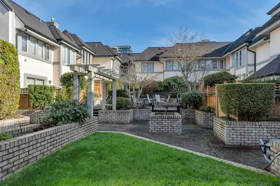 102 245 West 15th Street, North Vancouver For Sale - image 26