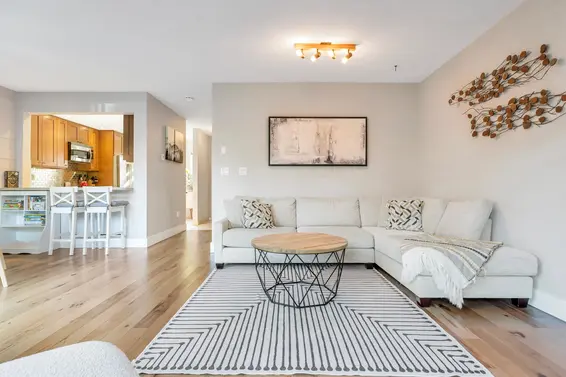 102 245 West 15th Street, North Vancouver For Sale - image 3