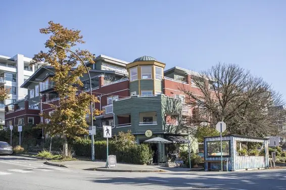 401 510 Chesterfield Avenue, North Vancouver For Sale - image 31