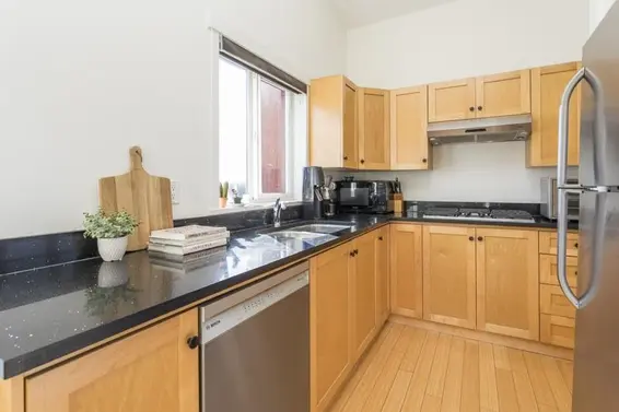 401 510 Chesterfield Avenue, North Vancouver For Sale - image 6