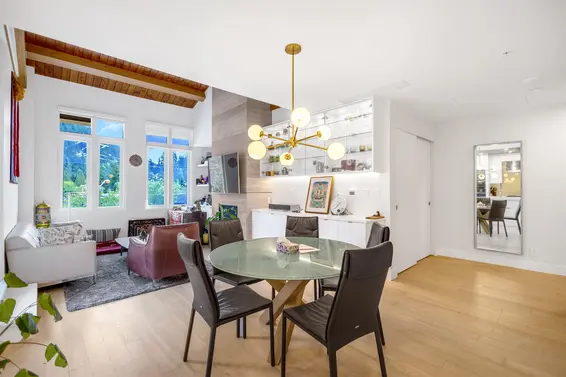 301 6691 Nelson Avenue, West Vancouver For Sale - image 5