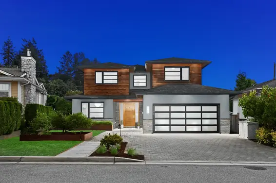 3192 Beverley Crescent, North Vancouver