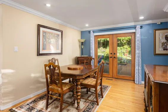 3658 Loraine Avenue, North Vancouver For Sale - image 10