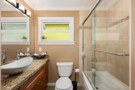 3658 Loraine Avenue, North Vancouver For Sale - image 18