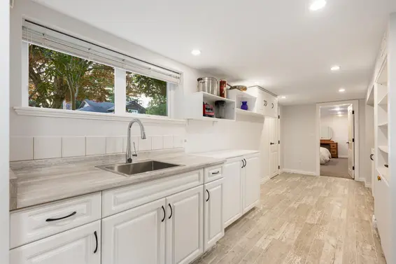 3658 Loraine Avenue, North Vancouver For Sale - image 19