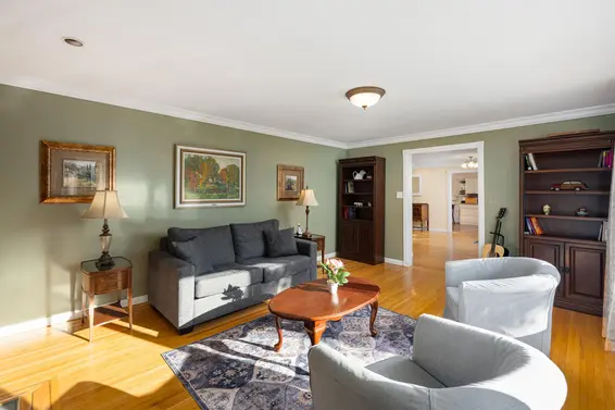 3658 Loraine Avenue, North Vancouver For Sale - image 6