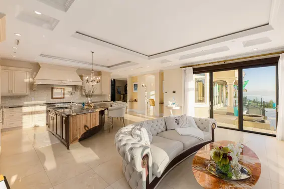 1356 Cammeray Road, West Vancouver For Sale - image 12