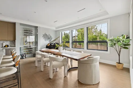 939 Forest Hills Drive, North Vancouver For Sale - image 16