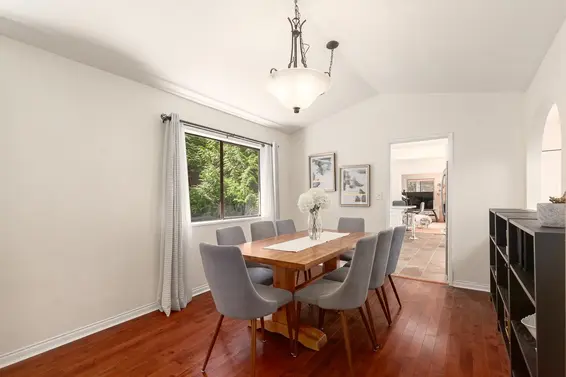 4639 Woodburn Road, West Vancouver For Sale - image 10