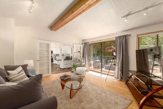 4639 Woodburn Road, West Vancouver For Sale - image 17