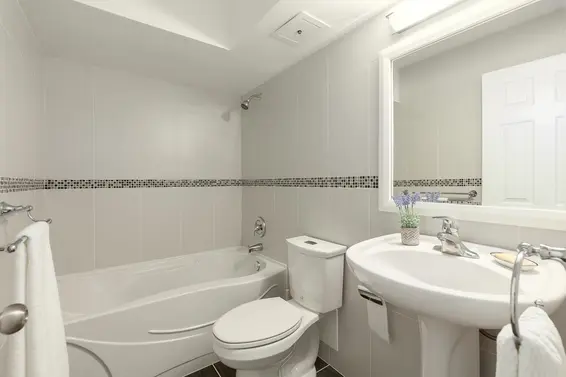 4639 Woodburn Road, West Vancouver For Sale - image 39