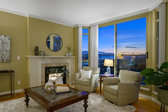 1505 160 West Keith Road, North Vancouver For Sale - image 3