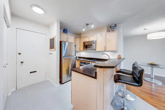 308 1425 Esquimalt Avenue, West Vancouver For Sale - image 14