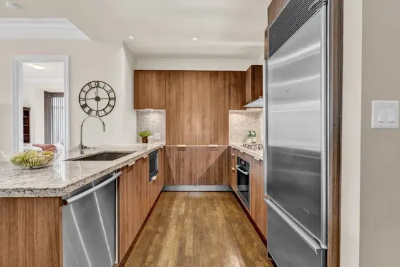 401 568 Waters Edge Crescent, West Vancouver For Sale - image 7