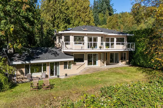 682 Seymour Boulevard, North Vancouver For Sale - image 2