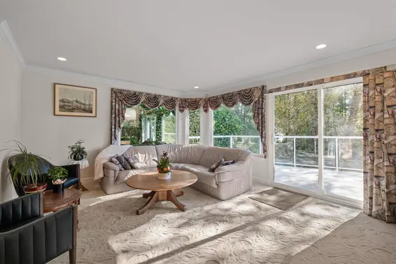 682 Seymour Boulevard, North Vancouver For Sale - image 3