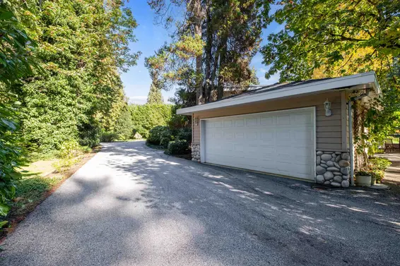 682 Seymour Boulevard, North Vancouver For Sale - image 37