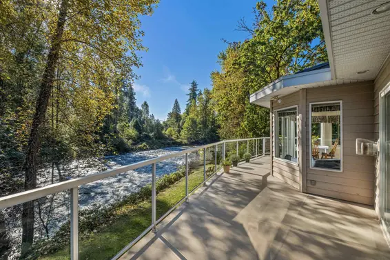 682 Seymour Boulevard, North Vancouver For Sale - image 5