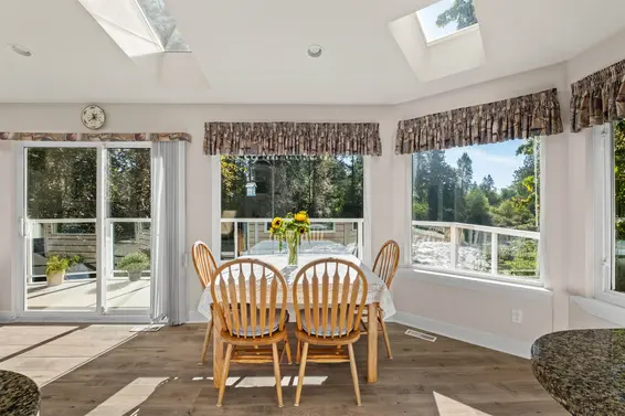 682 Seymour Boulevard, North Vancouver For Sale - image 8